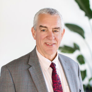 A headshot of Bob Mundt