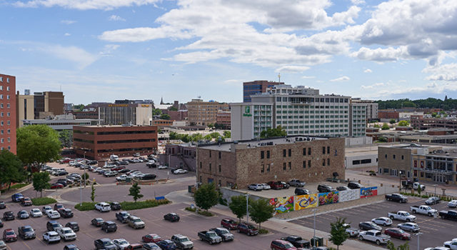 Sioux Falls Skyline from Raven