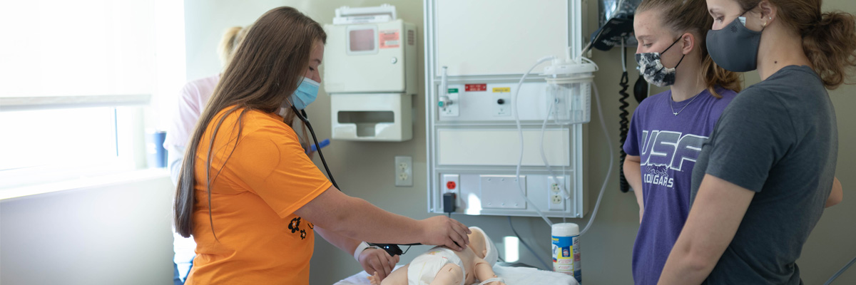 students in nurse simulation lab