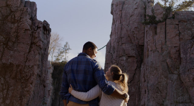 Couple viewing Palisades State Park in South Dakota