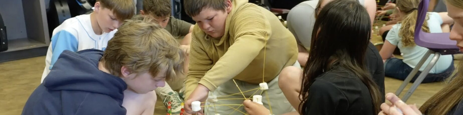 Immersive STEM day exposes sixth graders to wide range of careers