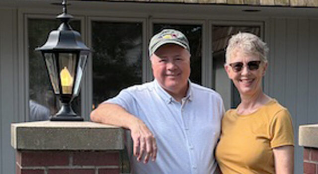 A photo of Glenn and Robbin Christianson